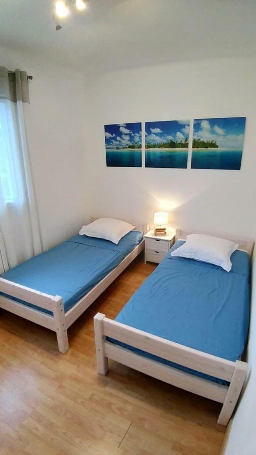 Maison De Charme แคสตรีส์ ภายนอก รูปภาพ